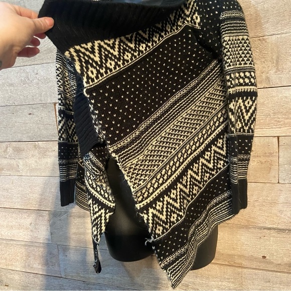 Miss Lulo women’s black & cream geometric open cardigan sweater in size m/l - Picture 3 of 8